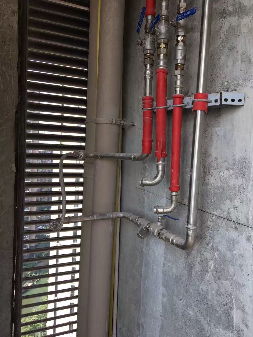 亚洲水蜜桃AV成人无码品牌双卡压水蜜桃视频在线观看水管安装工程